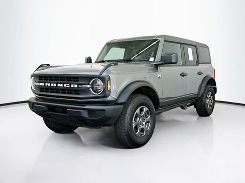 Used 2025 Ford Bronco Big Bend image 3