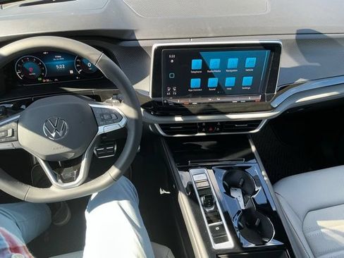 New 2026 Volkswagen Atlas Cross Sport SEL R-Line AWD/4WD image 12