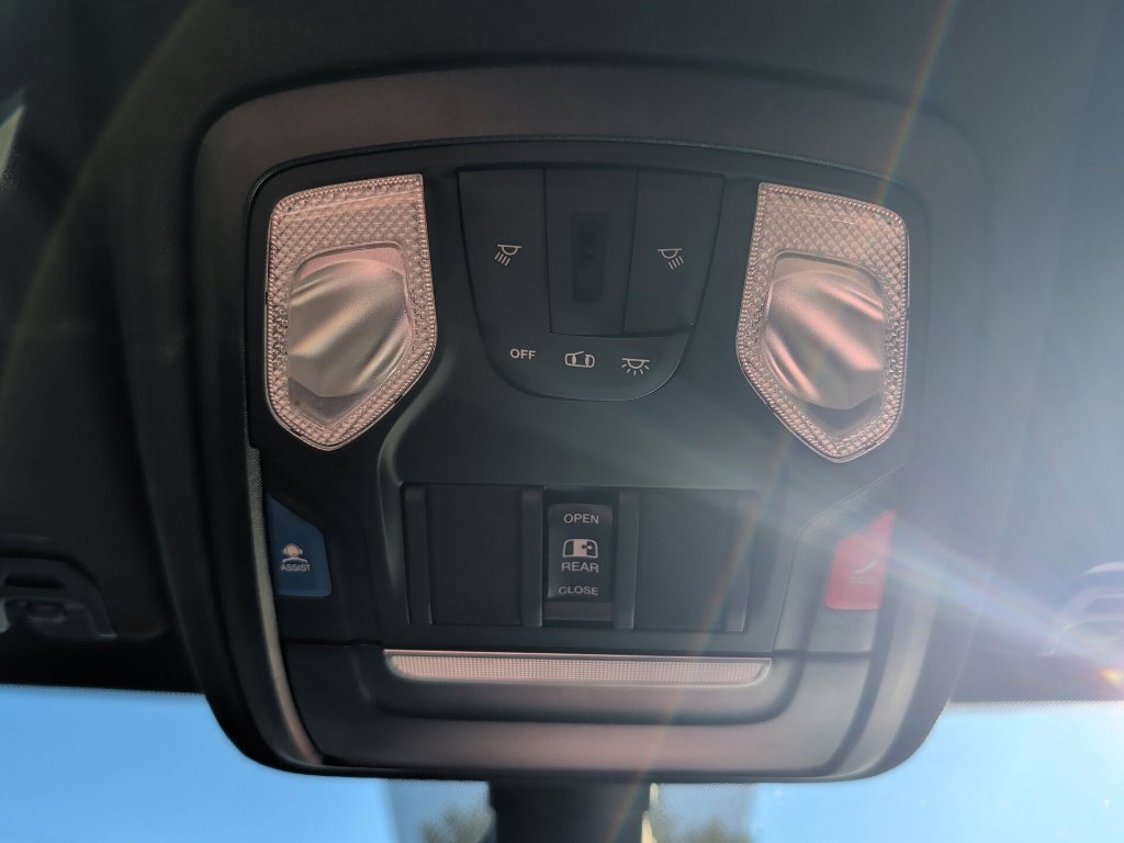 Used 2022 RAM 1500 Big Horn AWD/4WD image 65