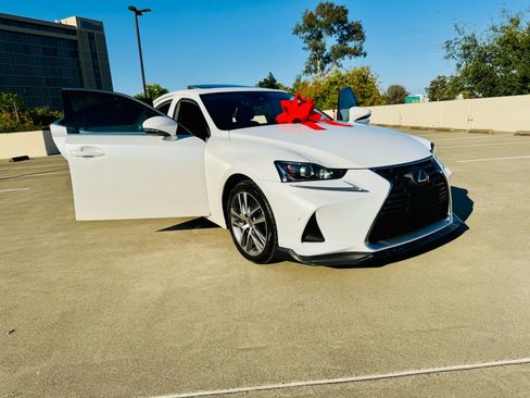 Used 2020 Lexus IS 300 w/ Premium Package image 52