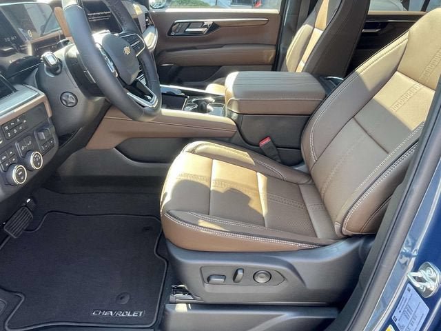 New 2026 Chevrolet Tahoe High Country AWD/4WD image 13