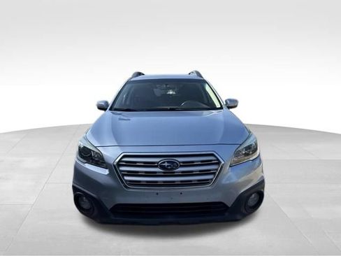 Used 2017 Subaru Outback 2.5i Premium AWD/4WD image 9