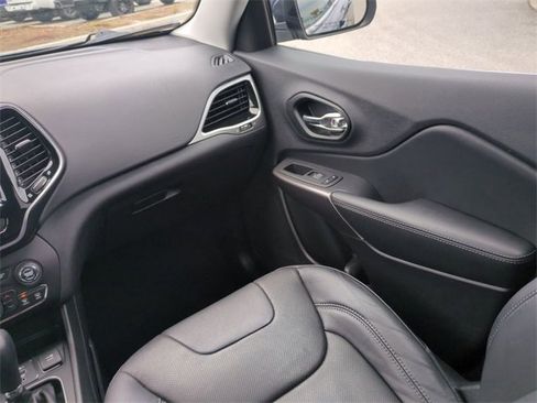 Used 2021 Jeep Cherokee Limited w/ Elite Package image 17