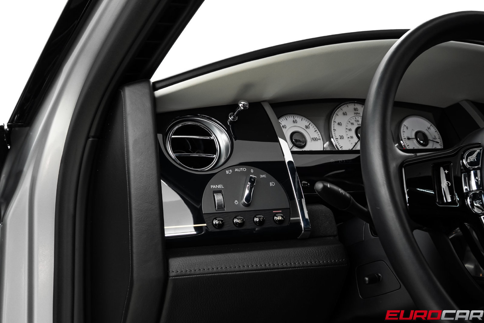 Used 2014 Rolls-Royce Ghost RWD image 29