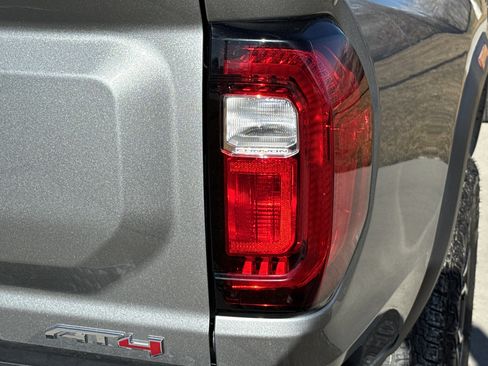 Used 2024 GMC Canyon AT4 w/ Technology Package image 11