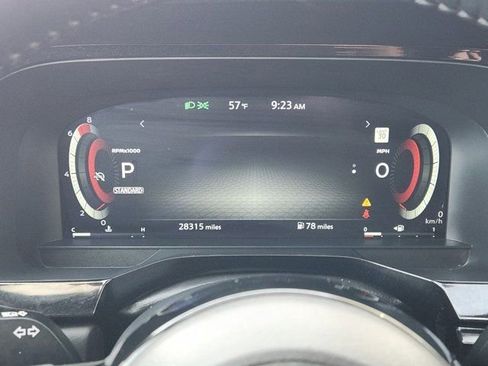 Used 2024 Nissan Pathfinder Platinum w/ Cargo Package image 7