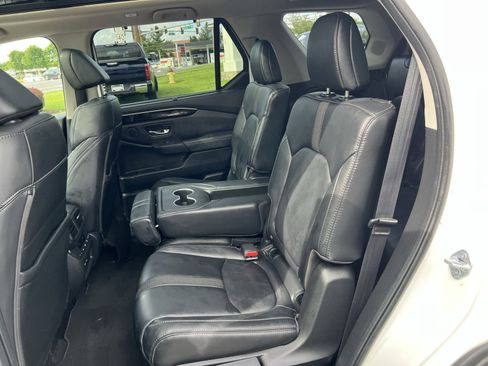 Used 2023 Honda Pilot Touring image 25
