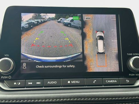 Used 2023 Nissan Rogue SL image 19