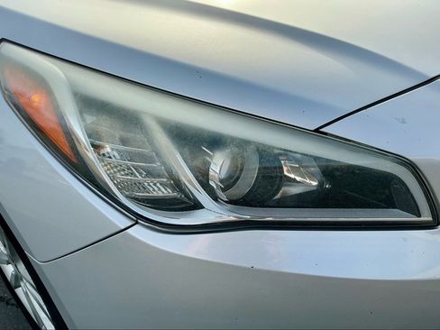 Used 2015 Hyundai Sonata SE image 8