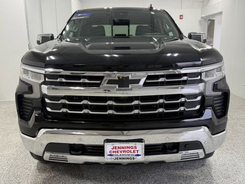 Certified 2022 Chevrolet Silverado 1500 LTZ w/ Technology Package image 2