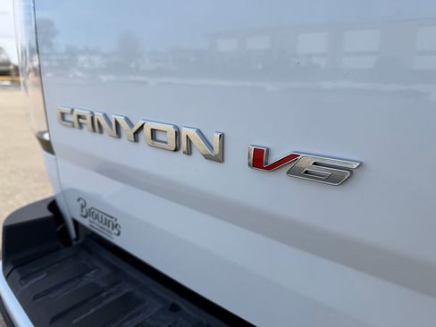 Used 2018 GMC Canyon All Terrain w/ All Terrain X Package image 12