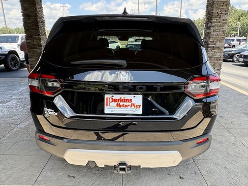 Used 2024 Honda Pilot EX-L image 7