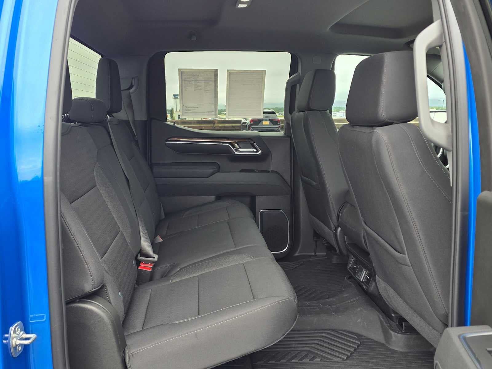 Used 2025 Chevrolet Silverado 1500 LT Trail Boss AWD/4WD image 12