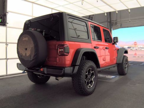 Used 2022 Jeep Wrangler Unlimited Rubicon 4xe AWD/4WD image 2