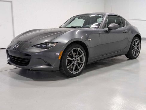 Used 2019 MAZDA MX-5 Miata RF Grand Touring image 2