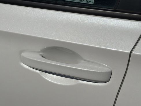 Used 2024 Honda Civic Touring image 15