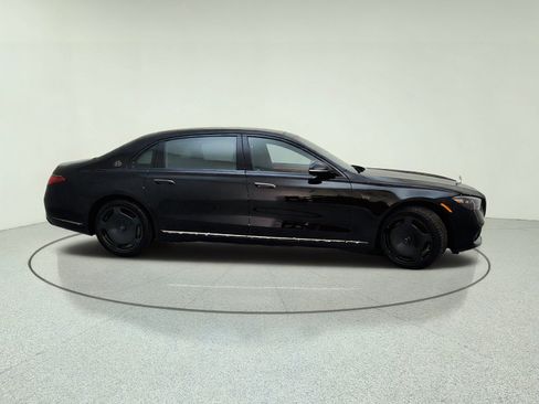 New 2026 Mercedes-Benz Maybach S 680 4MATIC image 6