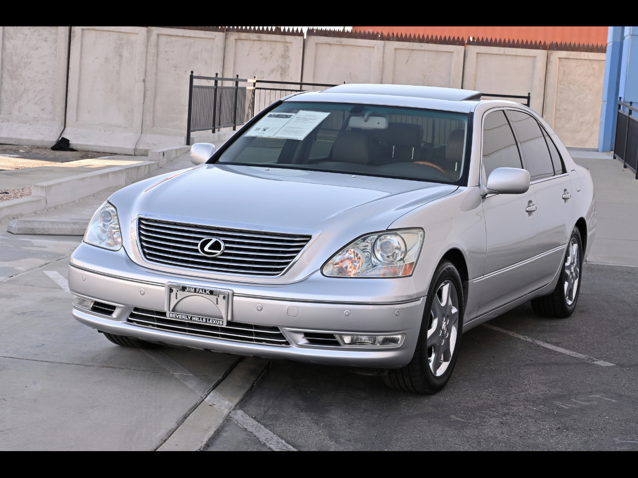 Used 2004 Lexus LS 430 w/ Modern Luxury Pkg RWD image 1