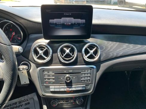 Used 2018 Mercedes-Benz CLA 250 image 12