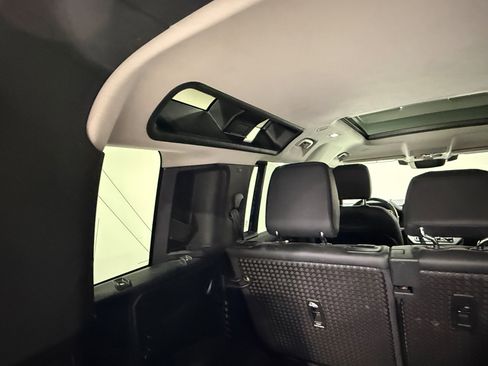 Used 2022 Land Rover Defender 110 S image 17