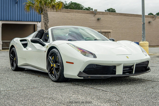 Used 2017 Ferrari 488 Spider RWD image 11