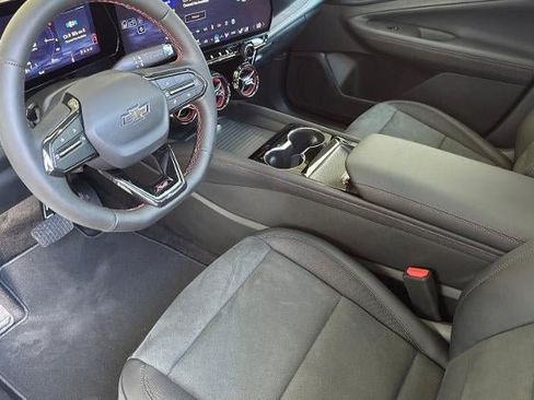 New 2026 Chevrolet Blazer EV RS AWD/4WD image 9