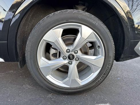 Used 2023 Audi Q5 2.0T Premium Plus w/ Premium Plus Package image 10