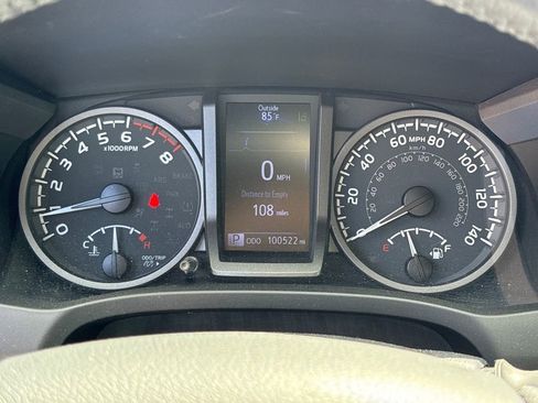 Used 2020 Toyota Tacoma TRD Off-Road image 21