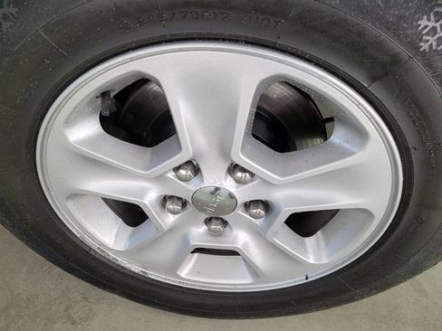 Used 2016 Jeep Grand Cherokee Laredo image 19