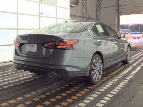 Used 2024 Nissan Altima 2.5 SL image 27