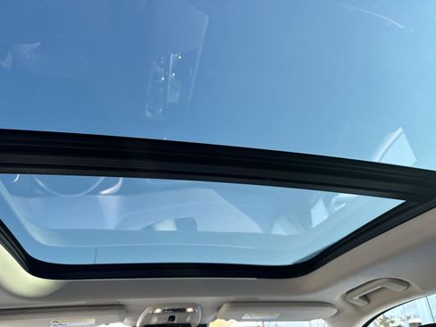 Used 2021 Volvo XC90 T8 Inscription Expression w/ Climate Package image 34