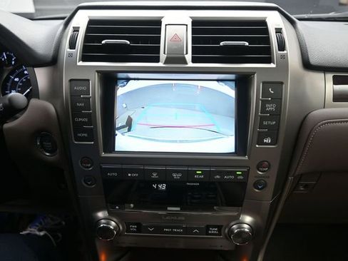 Used 2015 Lexus GX 460 Luxury image 12