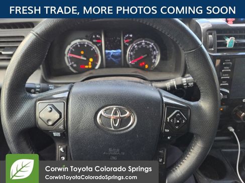 Used 2022 Toyota 4Runner TRD Off-Road AWD/4WD image 12