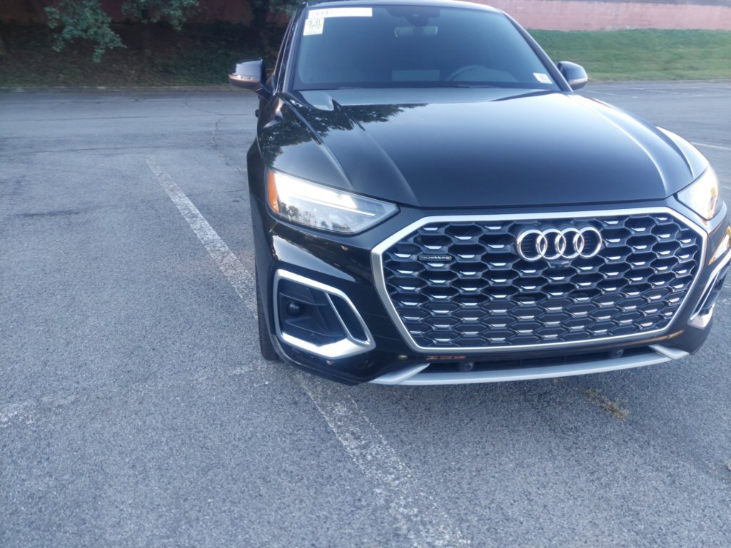 Used 2025 Audi Q5 2.0T Premium Plus w/ Premium Plus Package AWD/4WD image 4