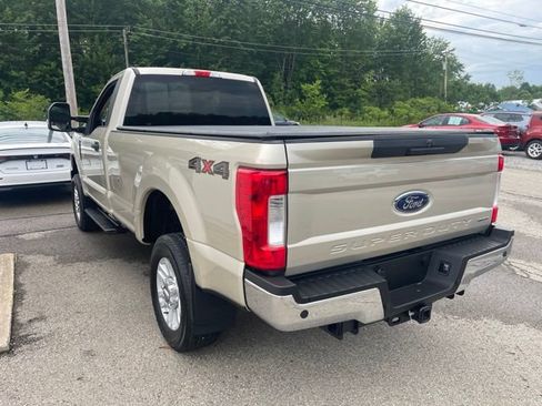 Used 2017 Ford F250 XLT w/ XLT Value Package AWD/4WD image 6