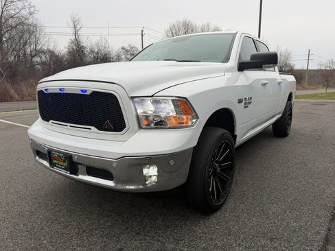 Used 2019 RAM 1500 Big Horn image 1