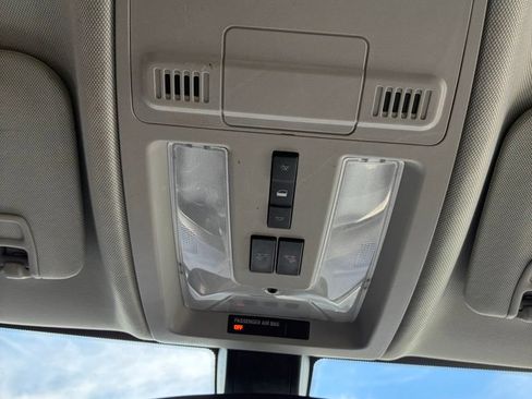 Used 2013 Cadillac SRX FWD image 39