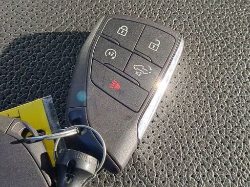 Used 2024 GMC Sierra 1500 Denali w/ Denali Reserve Package image 29