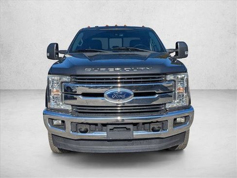 Used 2018 Ford F250 Lariat w/ Lariat Ultimate Package image 2