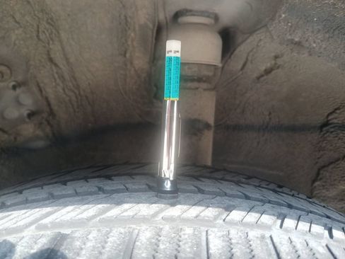 Used 2017 Nissan Juke S FWD image 35