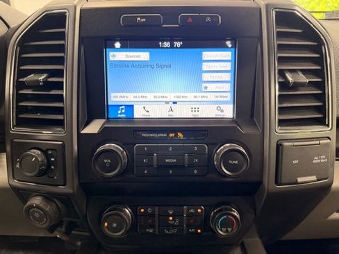 Used 2019 Ford F150 XLT w/ Equipment Group 302A Luxury AWD/4WD image 39