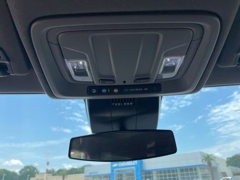 Used 2022 Chevrolet Silverado 1500 LT image 28