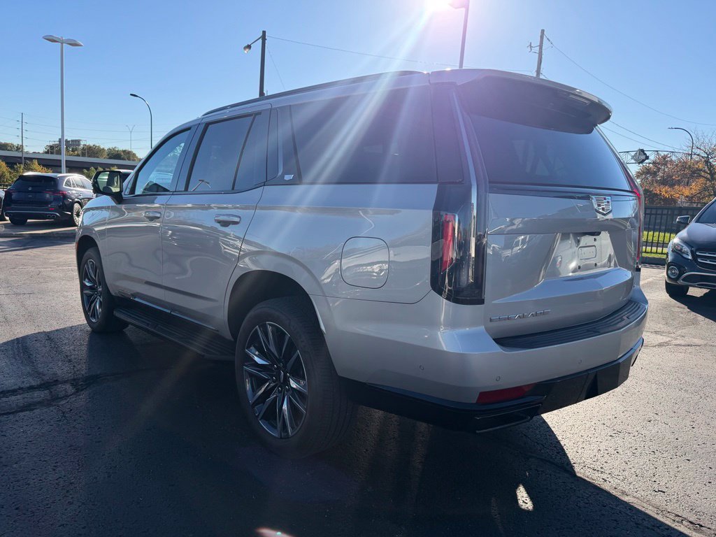 Used 2023 Cadillac Escalade Sport AWD/4WD image 4