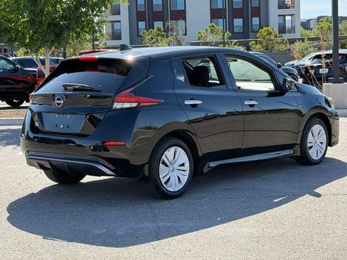 Certified 2025 Nissan Leaf S FWD image 6