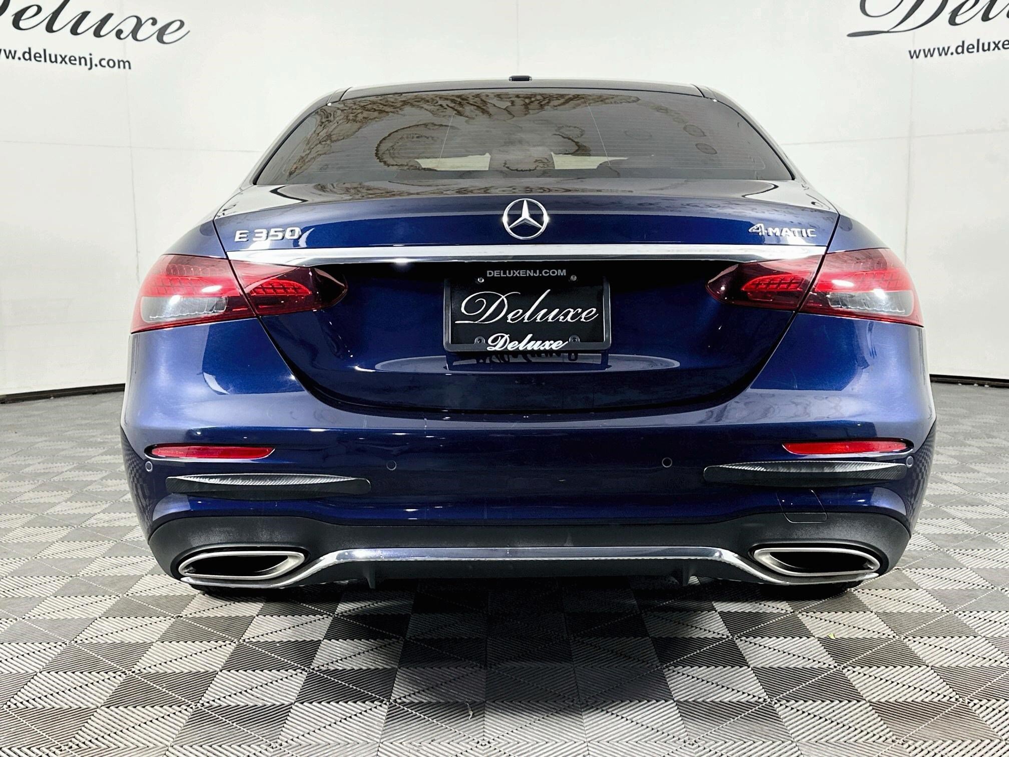 Used 2021 Mercedes-Benz E 350 4MATIC Sedan image 5