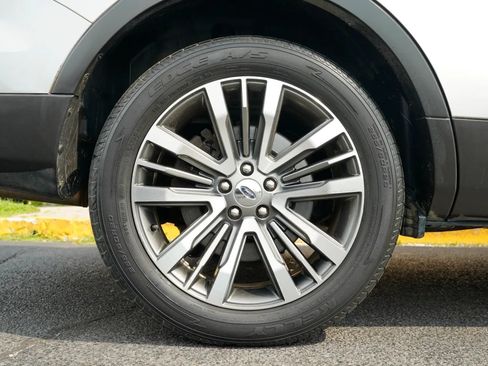 Used 2016 Ford Explorer Platinum AWD/4WD image 17
