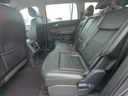 Used 2023 Volkswagen Atlas SE AWD/4WD image 9