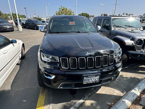 Used 2019 Jeep Grand Cherokee Limited RWD image 2
