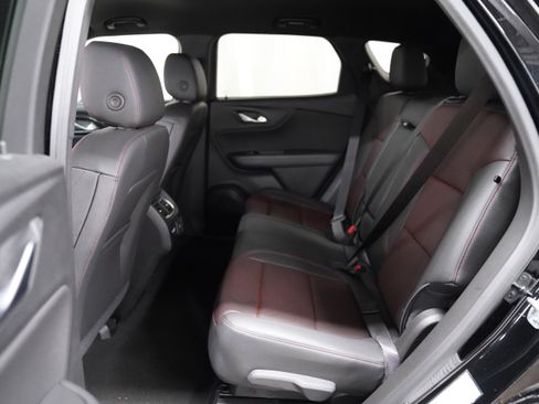 Used 2025 Chevrolet Blazer RS image 5