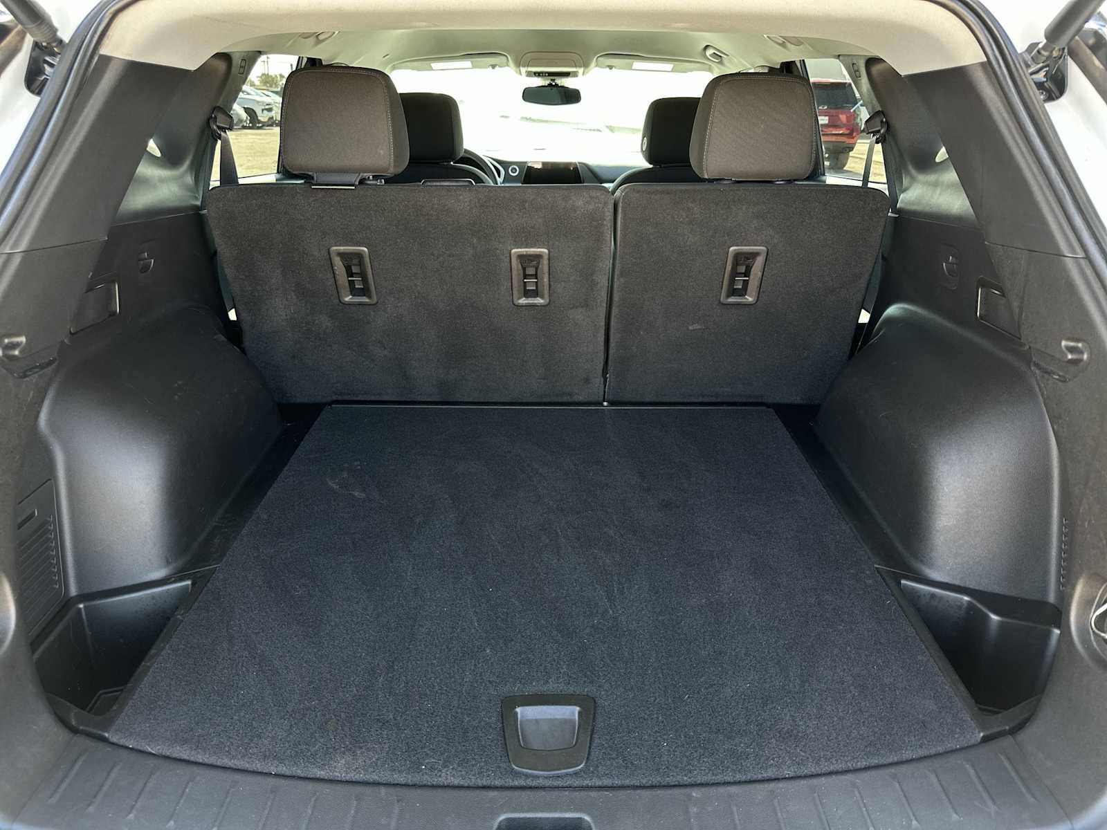 Used 2022 Chevrolet Blazer LT FWD image 27